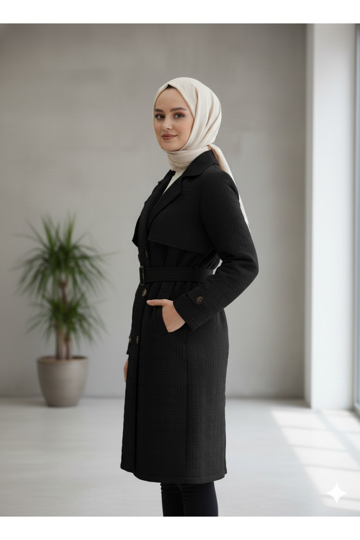 Kadın Uzun Kapitone Kaban - Siyah