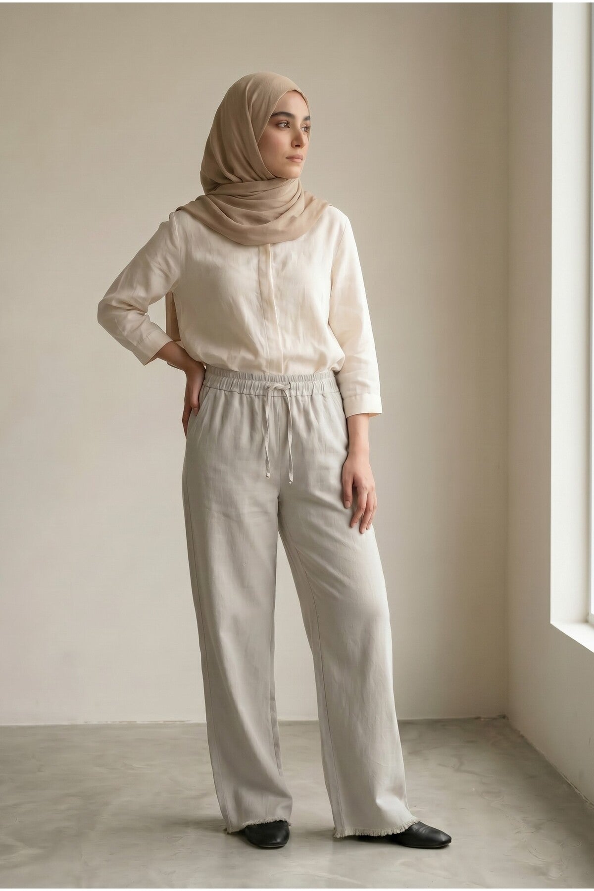 Kadın Paçası Püsküllü Beli Lastikli Gabardin Bol Paça Pantolon - LVR016 - Krem