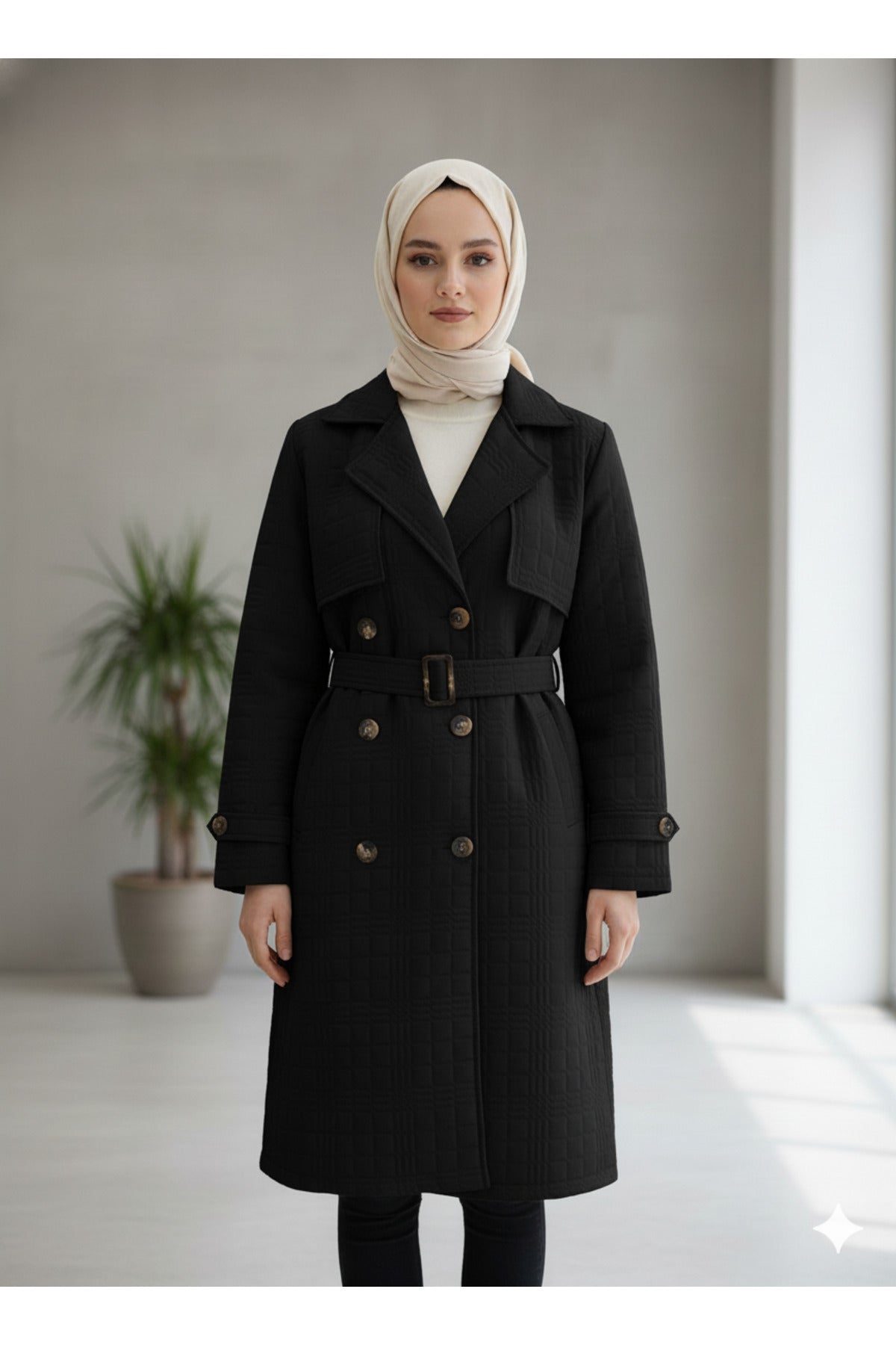 Kadın Uzun Kapitone Kaban - Siyah