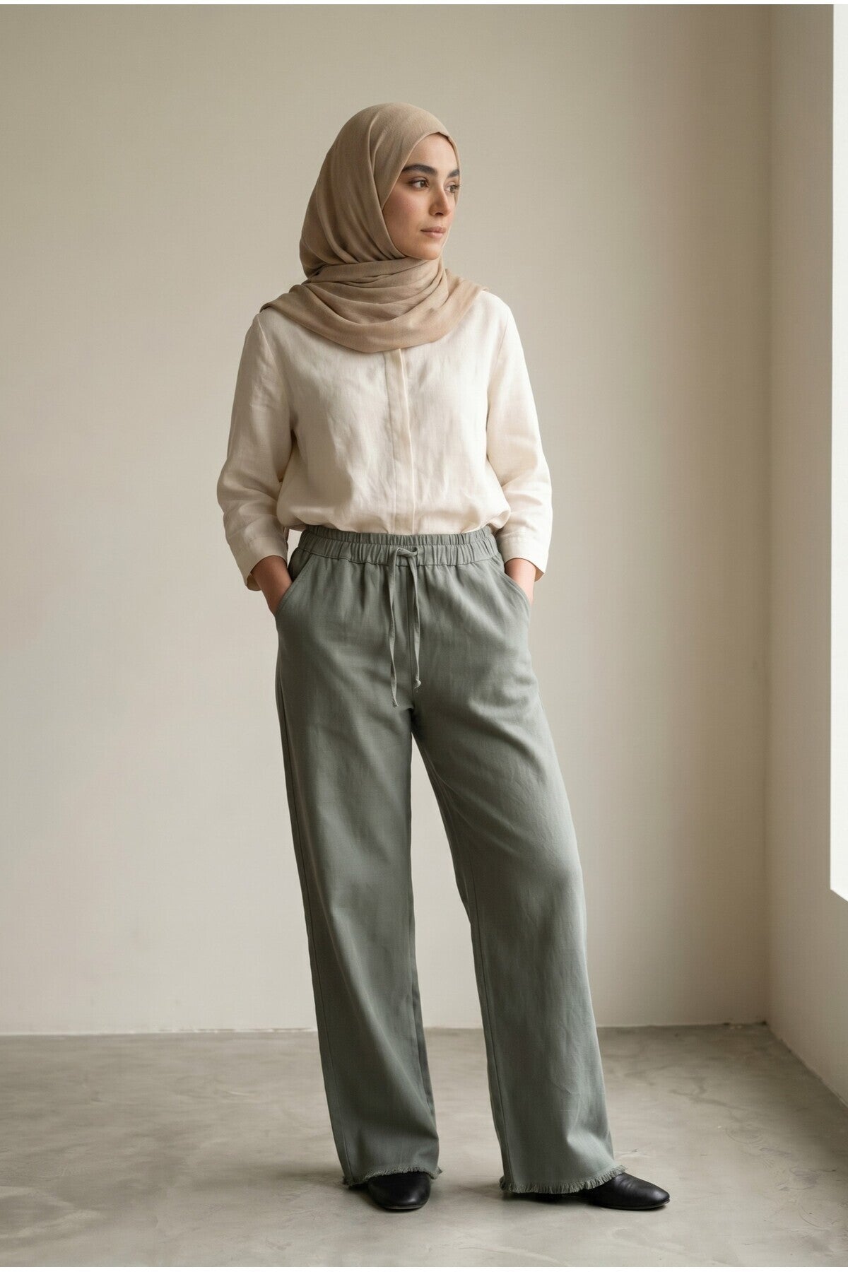 Kadın Paçası Püsküllü Beli Lastikli Gabardin Bol Paça Pantolon - LVR016 - Haki